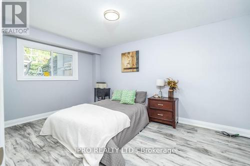 2639 Sherhill Drive, Mississauga, ON - Indoor Photo Showing Bedroom