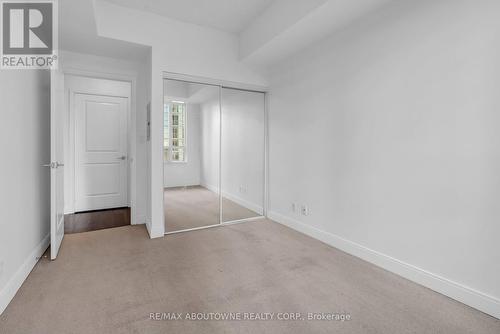 907 - 90 Absolute Avenue, Mississauga, ON - Indoor Photo Showing Other Room