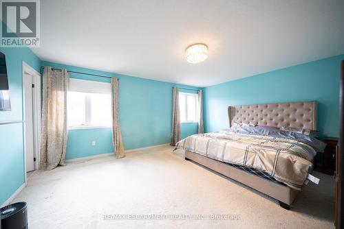 102 Gillespie Drive, Brantford, ON - Indoor Photo Showing Bedroom