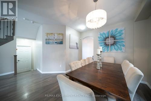 102 Gillespie Drive, Brantford, ON - Indoor Photo Showing Dining Room