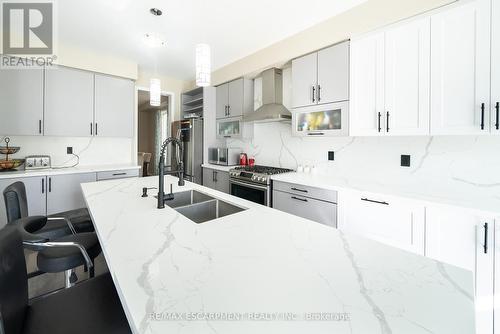 102 Gillespie Drive, Brantford, ON - Indoor Photo Showing Kitchen With Double Sink With Upgraded Kitchen