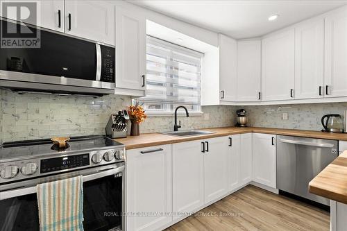 103 Norfolk Avenue, Cambridge, ON - Indoor Photo Showing Kitchen With Upgraded Kitchen