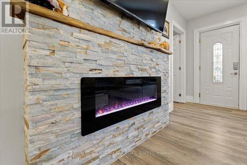 103 Norfolk Avenue, Cambridge, ON - Indoor With Fireplace