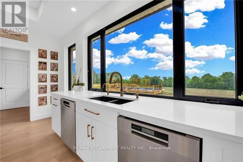 266 York Road, Haldimand, ON - Indoor Photo Showing Kitchen With Double Sink