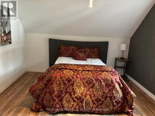 2 - 4331 Buttrey Street, Niagara Falls, ON - Indoor Photo Showing Bedroom