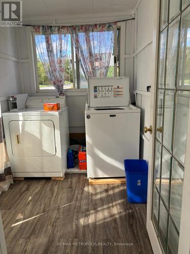 2 - 4331 Buttrey Street, Niagara Falls, ON - Indoor Photo Showing Laundry Room