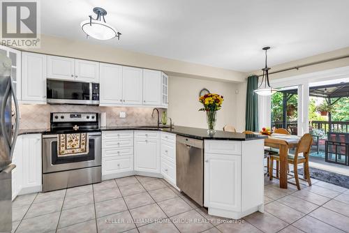 64 Gaw Crescent, Guelph, ON - Indoor Photo Showing Kitchen