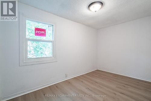 213 Caroline Street N, Hamilton, ON - Indoor Photo Showing Other Room