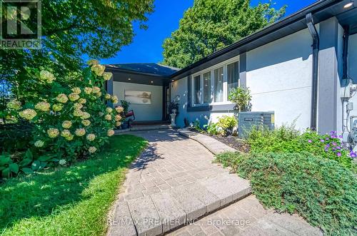 85 Enmore Avenue, Hamilton, ON - Outdoor