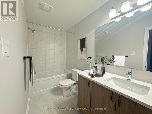 806 Mishi Private, Ottawa, ON - Indoor Photo Showing Bathroom