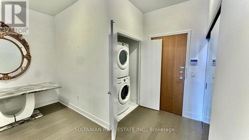 508 - 20 Shore Breeze Drive, Toronto, ON - Indoor Photo Showing Laundry Room