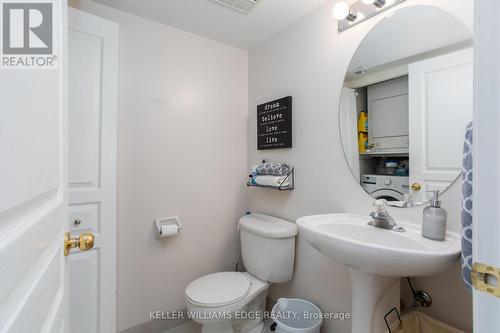 802 - 2585 Erin Centre Boulevard, Mississauga, ON - Indoor Photo Showing Bathroom