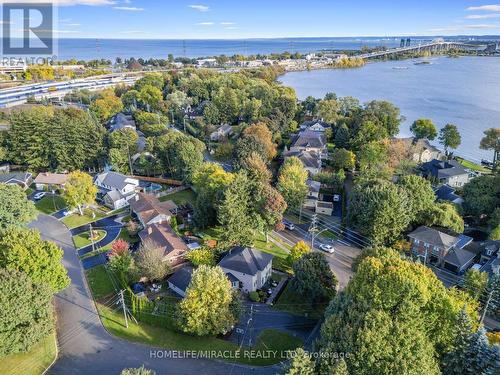 521 Oneida Drive, Burlington, ON - Outdoor With Body Of Water With View