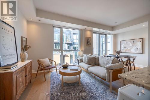 303 - 15 Sousa Mendes Street, Toronto, ON - Indoor Photo Showing Living Room