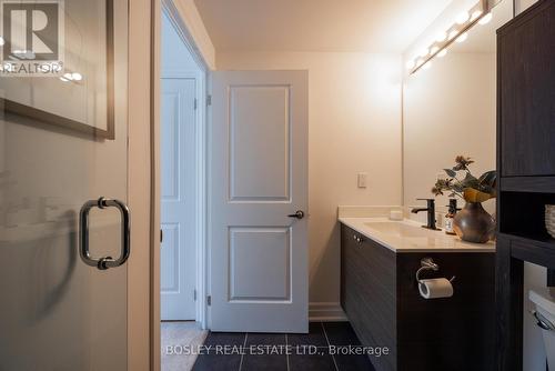 303 - 15 Sousa Mendes Street, Toronto, ON - Indoor Photo Showing Bathroom