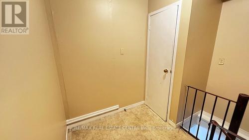 Bsmt - 45 Wexford Road, Brampton, ON - Indoor Photo Showing Other Room