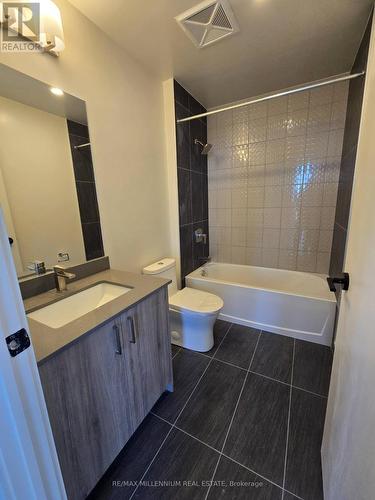 1906 - 8010 Derry Road, Milton, ON - Indoor Photo Showing Bathroom