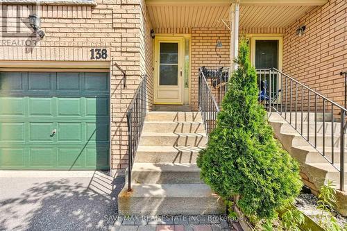 138 - 2 Sir Lou Drive, Brampton, ON - Outdoor