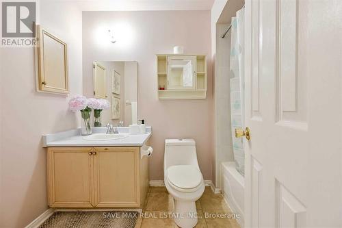 138 - 2 Sir Lou Drive, Brampton, ON - Indoor Photo Showing Bathroom