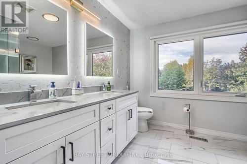 4149 Bridlepath Trail, Mississauga, ON - Indoor Photo Showing Bathroom