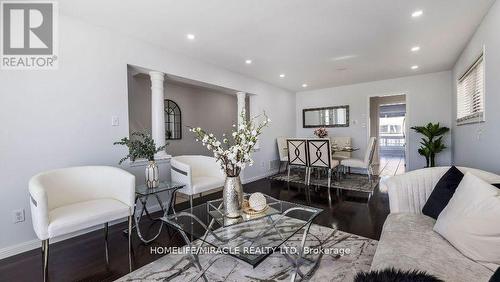 24 Williamson Drive, Brampton, ON - Indoor Photo Showing Living Room