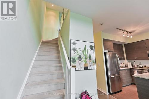 225 - 1940 Ironstone Drive, Burlington, ON - Indoor Photo Showing Kitchen With Stainless Steel Kitchen