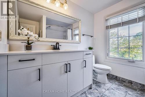 4066 Renfrew Crescent, Mississauga, ON - Indoor Photo Showing Bathroom