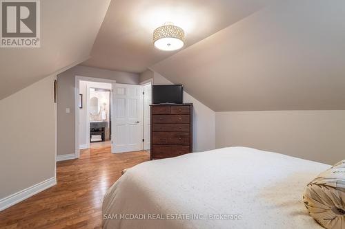 62 Minnewawa Road, Mississauga, ON - Indoor Photo Showing Bedroom