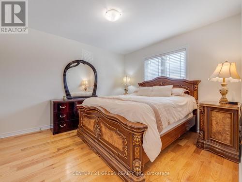 129 Mclaughlin Avenue, Milton, ON - Indoor Photo Showing Bedroom