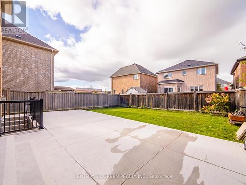 129 Mclaughlin Avenue, Milton, ON - Outdoor With Exterior