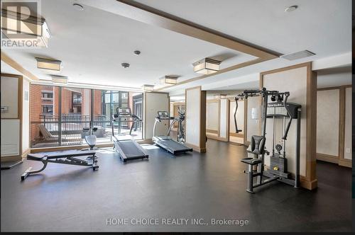 422 - 830 Lawrence Avenue, Toronto, ON - Indoor Photo Showing Gym Room