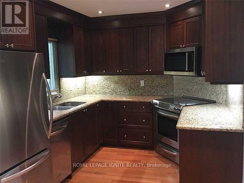 2 - 3265 South Millway, Mississauga, ON - Indoor Photo Showing Kitchen With Double Sink