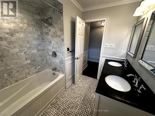 Upper - 2479 Stillmeadow Road, Mississauga, ON - Indoor Photo Showing Bathroom