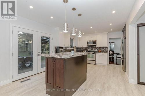 16556 Innis Lake Road, Caledon, ON - Indoor Photo Showing Kitchen With Upgraded Kitchen