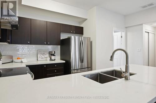 422 - 8 Drummond Street, Toronto, ON - Indoor Photo Showing Kitchen With Double Sink With Upgraded Kitchen