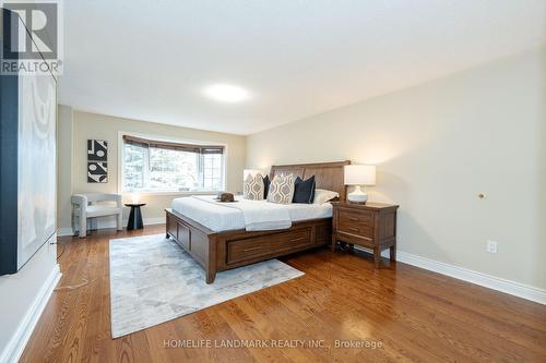 221 Orchard Heights Boulevard, Aurora, ON - Indoor Photo Showing Bedroom