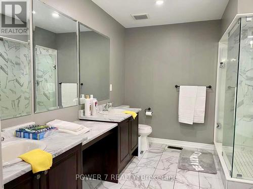 28 John Smith Street, East Gwillimbury, ON - Indoor Photo Showing Bathroom