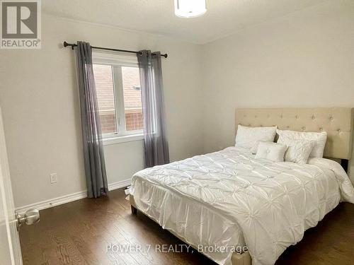 28 John Smith Street, East Gwillimbury, ON - Indoor Photo Showing Bedroom