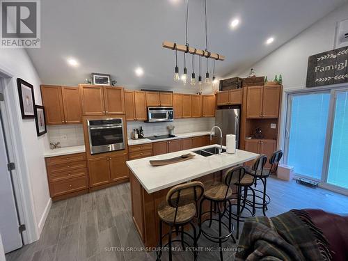 1512 Holborn Road, East Gwillimbury, ON - Indoor Photo Showing Kitchen With Stainless Steel Kitchen With Double Sink