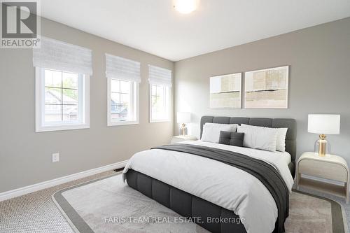 1052 Wright Drive, Midland, ON - Indoor Photo Showing Bedroom