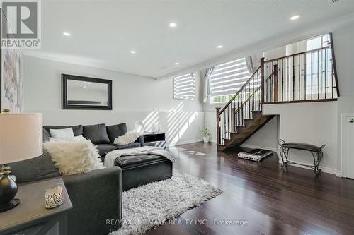 158 Hanmer Street E, Barrie, ON - Indoor Photo Showing Living Room