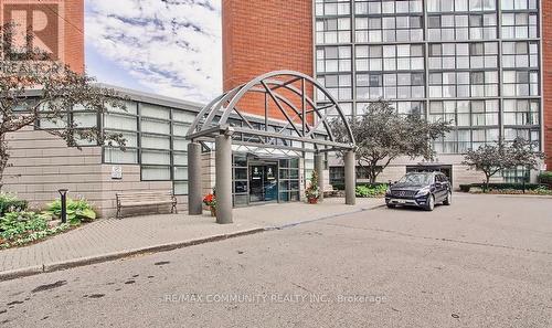 2213 - 4185 Shipp Drive, Mississauga, ON - Outdoor