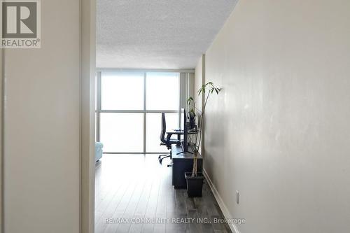 2213 - 4185 Shipp Drive, Mississauga, ON - Indoor Photo Showing Other Room