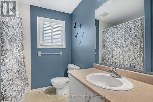 50 Brighton Road, Barrie, ON - Indoor Photo Showing Bathroom