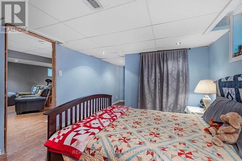 50 Brighton Road, Barrie, ON - Indoor Photo Showing Bedroom