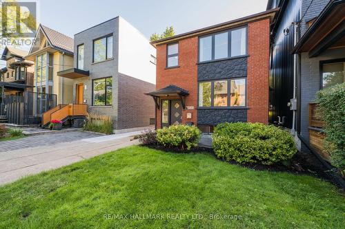 905 Carlaw Avenue, Toronto, ON - Outdoor