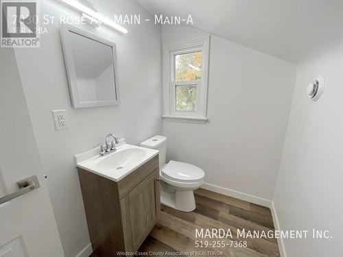 7030 St. Rose Unit# A, Windsor, ON - Indoor Photo Showing Bathroom