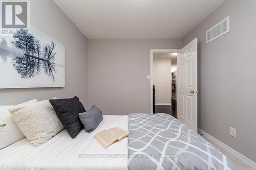 35 Crossbrooks Street, Markham, ON - Indoor Photo Showing Bedroom