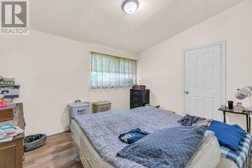 2102 Victoria Street E, Innisfil, ON - Indoor Photo Showing Bedroom