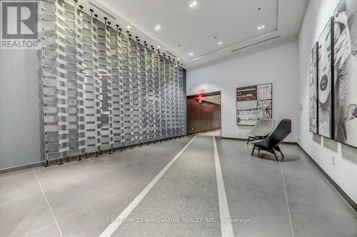 1711 - 318 Richmond Street W, Toronto, ON - Indoor Photo Showing Other Room